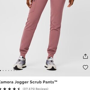 Zamora Jogger Scrub Pants in Mauve